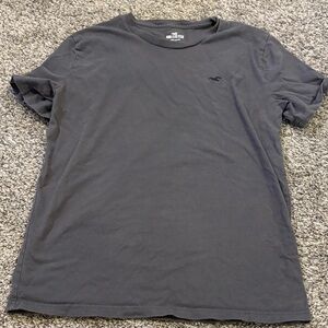 Hollister Men's Charcoal Tee